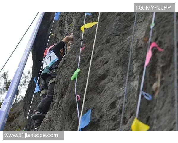南京攀岩队在极限运动世界杯中的拼搏历程与荣耀时刻