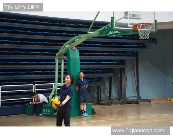 对话刘芳：回顾她的排球生涯与心路历程的精彩瞬间